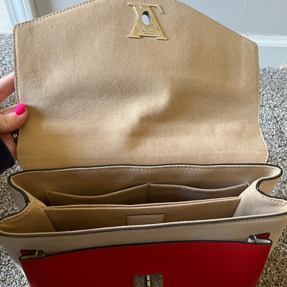 LV Lock Me - Picture 4 of 6